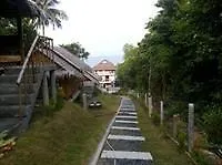 P.U.P Bamboo Bungalow Ко-Ланта Отель